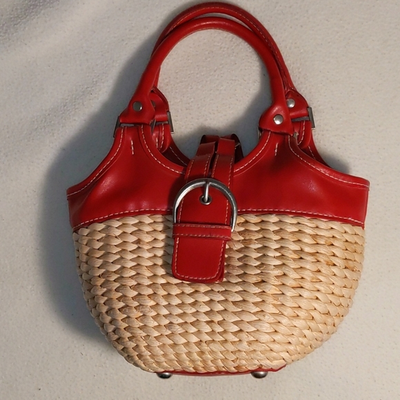 Sun 'n' Sand Handbags - Sun 'n' Sand red leather woven purse